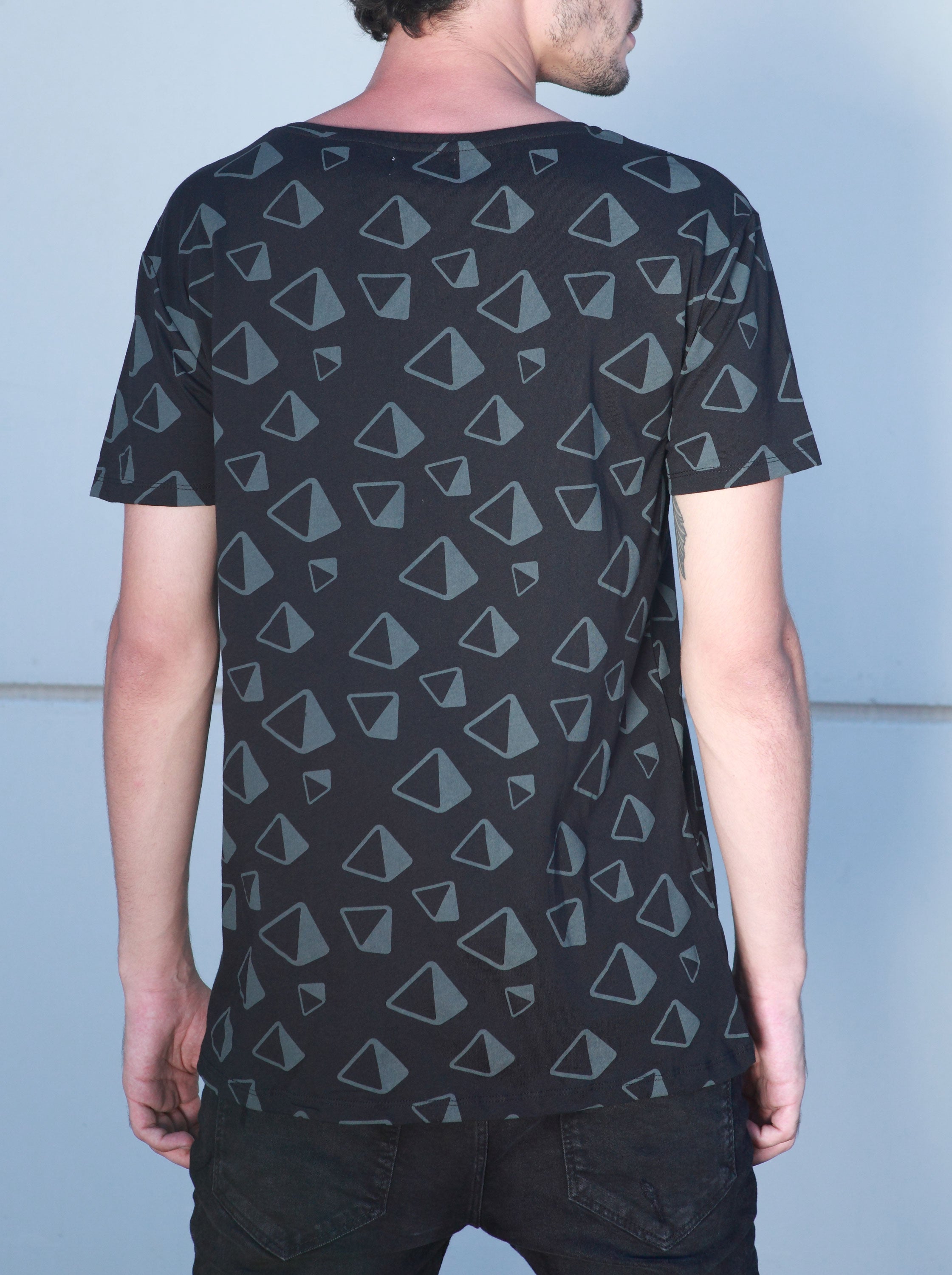 AMNESIA LOGOS T-SHIRT