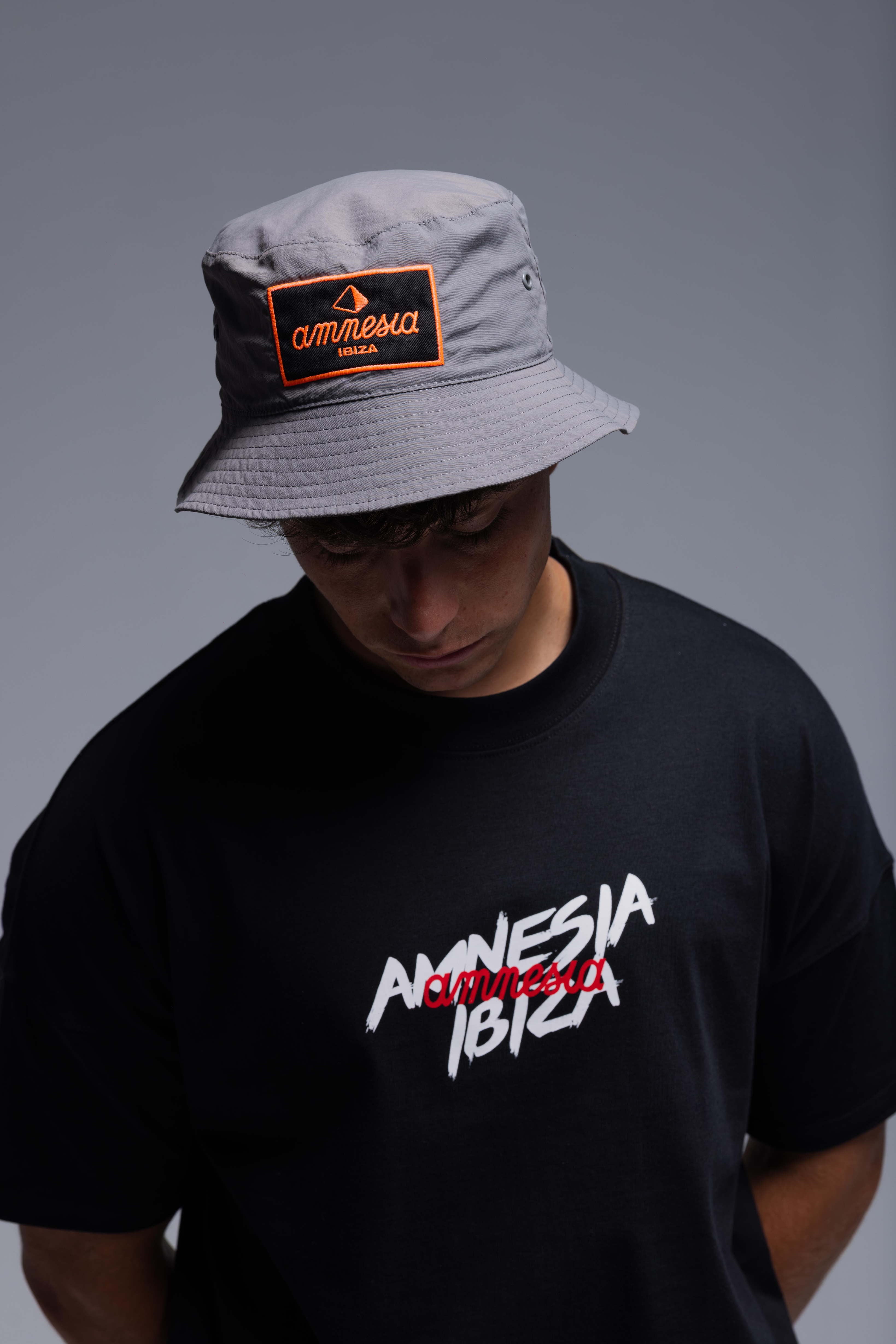 AMNESIA POSTER T-SHIRT - SEASON 2025