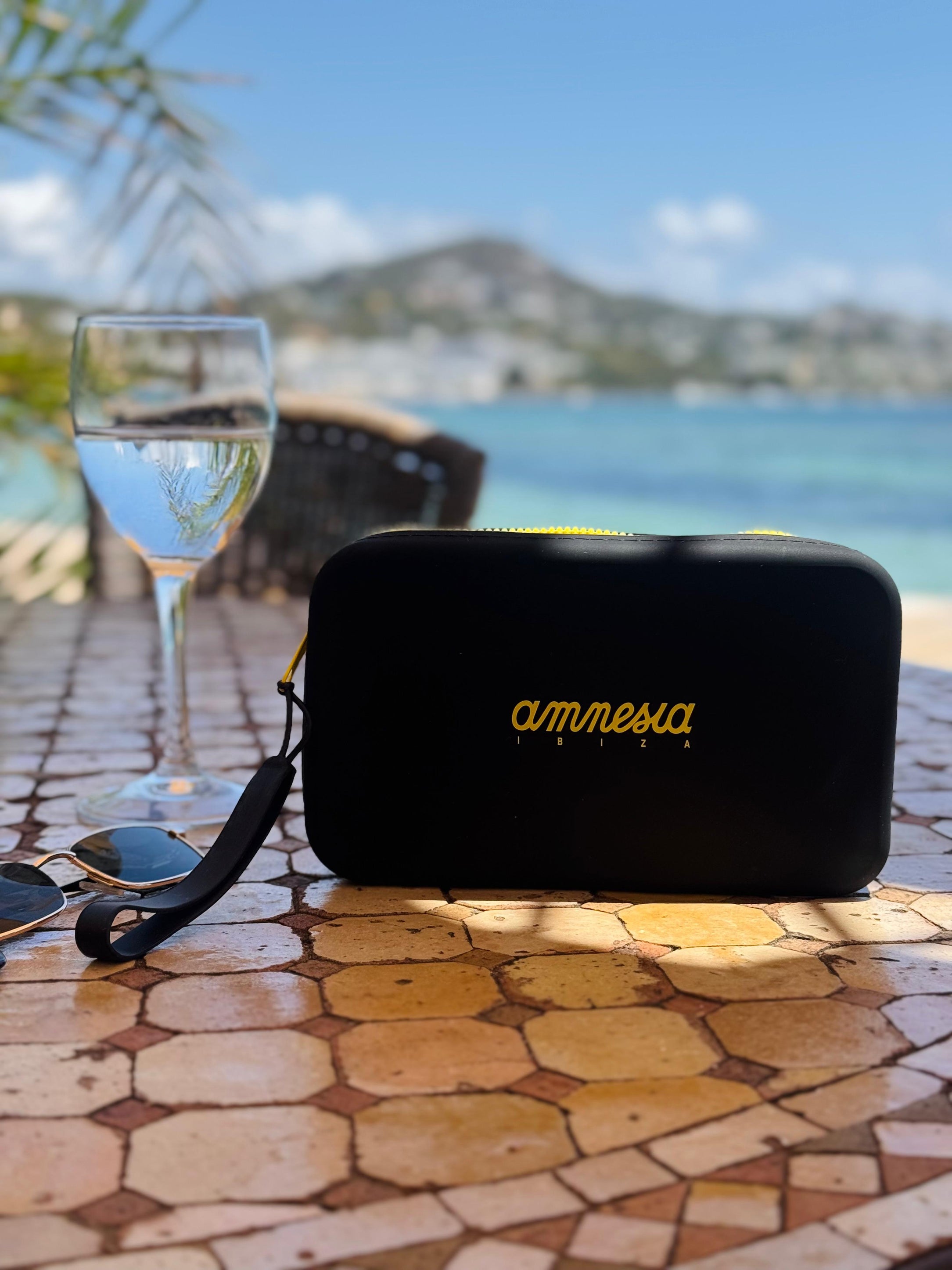 AMNESIA WATERPROOF MINI BAG